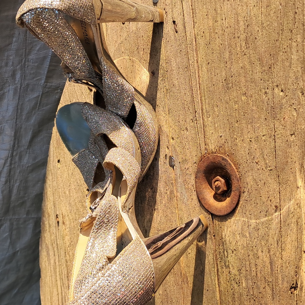 Heels - Picture 2 of 4